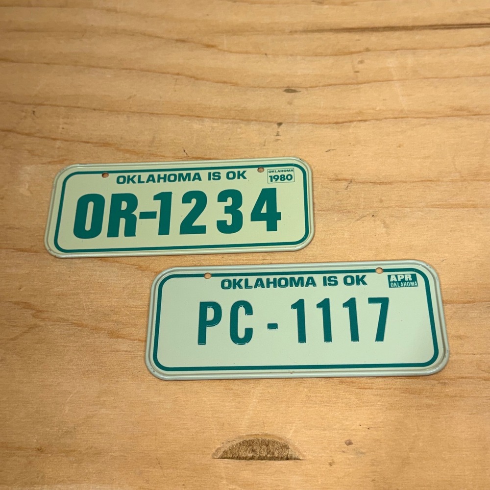 Novelty Bike License Plates 1980s Green Oklahoma Is OK Vintage Decor 2pc ManCave
